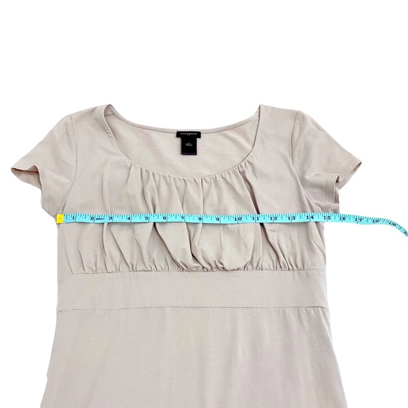 Ann Taylor Loft Factory Beige Stretchy Pleated Front Top, Size Small - Picture 5 of 7
